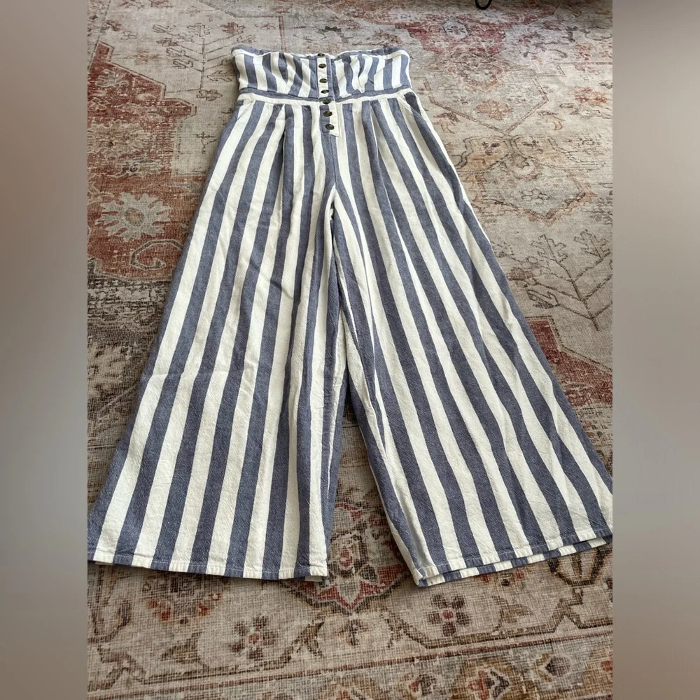 American Eagle striped strapless jumpsuit - Picture 3 of 8